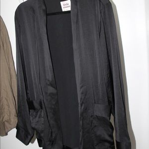 Little Moon black Ensata Robe